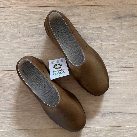 Gardana Clog | Dress shoes men, Clogs, Style